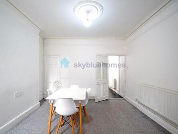 3 Bedroom Terraced House To Rent In Devana Road, Leicester, LE2
