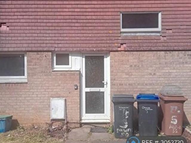 3 Bedroom Terraced House To Rent In Foxwell Square, Northampton, NN3