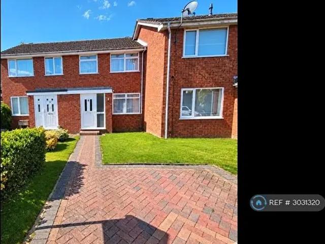 3 Bedroom Terraced House To Rent In Holland Way, Newport Pagnell, MK16