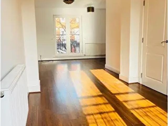 3 Bedroom Terraced House To Rent In Kelham Drive, Nottingham, NG5