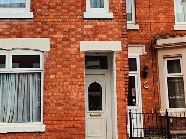 3 Bedroom Terraced House To Rent In King Street, Kettering, NN16