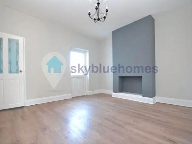 3 Bedroom Terraced House To Rent In Knighton Lane, Leicester, LE2