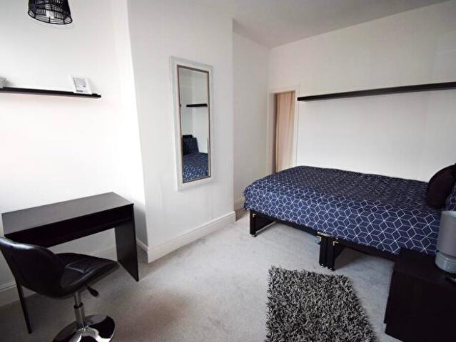 3 Bedroom Terraced House To Rent In Longford Street, Derby, DE22