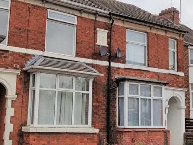 3 Bedroom Terraced House To Rent In Lower Street, Kettering, NN16