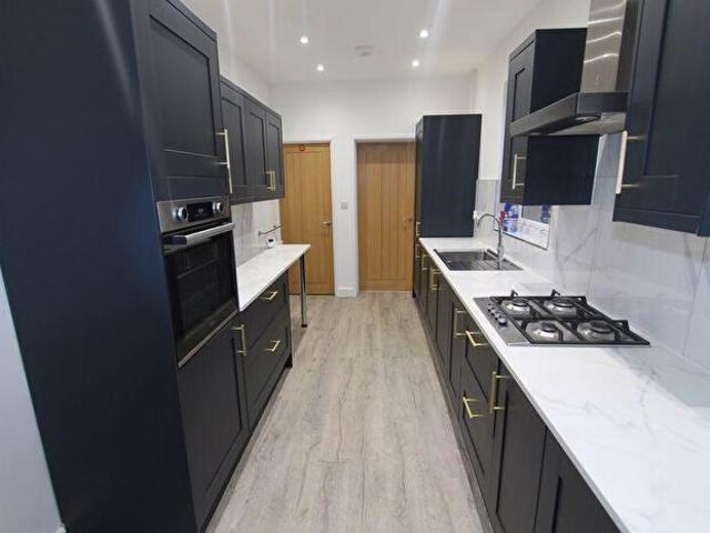 3 Bedroom Terraced House To Rent In Lutterworth Road, Northampton, NN1