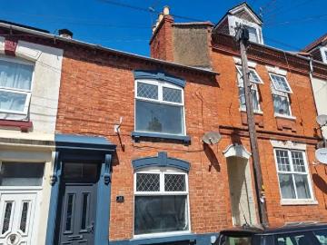 3 Bedroom Terraced House To Rent In Margaret Street, Northampton, NN1