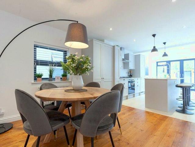 3 Bedroom Terraced House To Rent In New High Street, Oxford, OX3