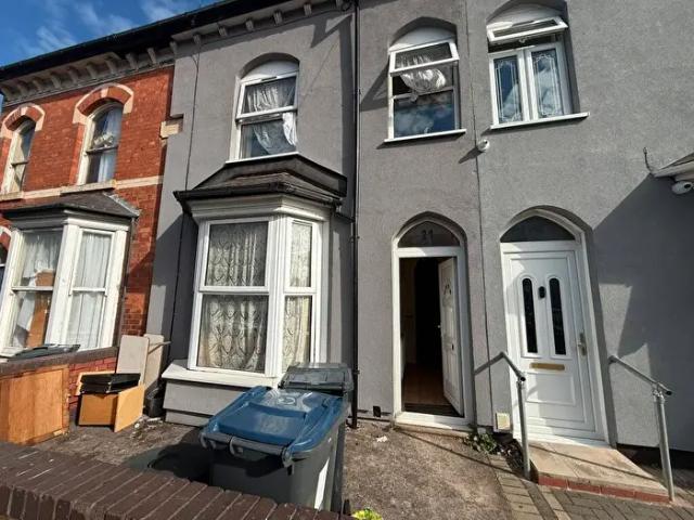 3 Bedroom Terraced House To Rent In Newport Road, Balsall Heath, Birmingham, B12