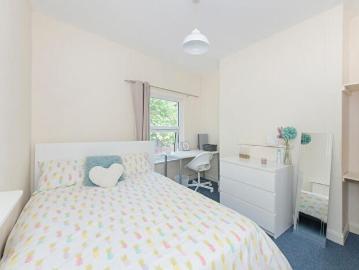 3 Bedroom Terraced House To Rent In North Sherwood Street, Nottingham, NG1