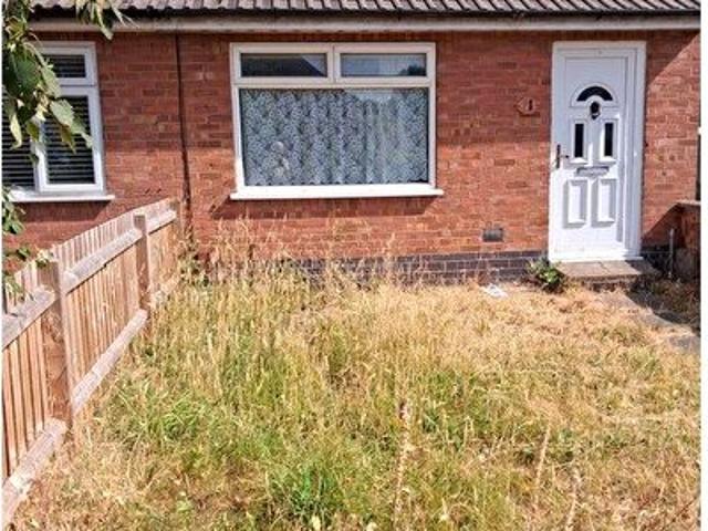 3 Bedroom Terraced House To Rent In Oak Crescent, Leicester, LE3