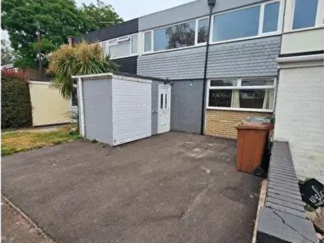 3 Bedroom Terraced House To Rent In Oak Croft, Birmingham, B37