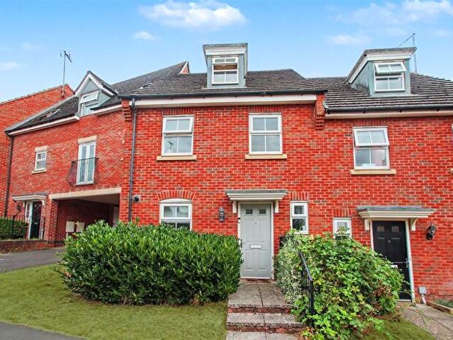 3 Bedroom Terraced House To Rent In Patenall Way, Higham Ferrers, NN10