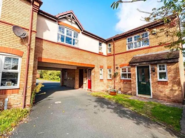 3 Bedroom Terraced House To Rent In Regal Close, Tamworth, Staffordshire, B77