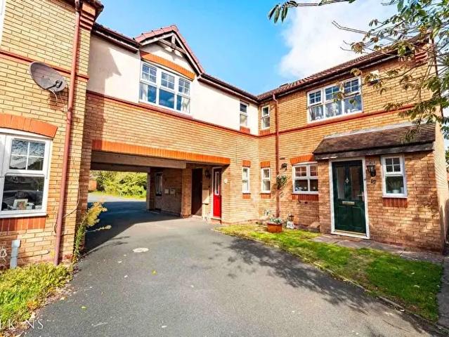 3 Bedroom Terraced House To Rent In Regal Close, Tamworth, Staffordshire, B77