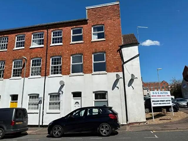 3 Bedroom Terraced House To Rent In Robert Street, Northampton, NN1