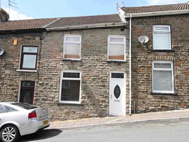 3 Bedroom Terraced House To Rent In Rowling Street Tonypandy, CF40