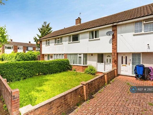 3 Bedroom Terraced House To Rent In Ruskin Way, Aylesbury, HP20
