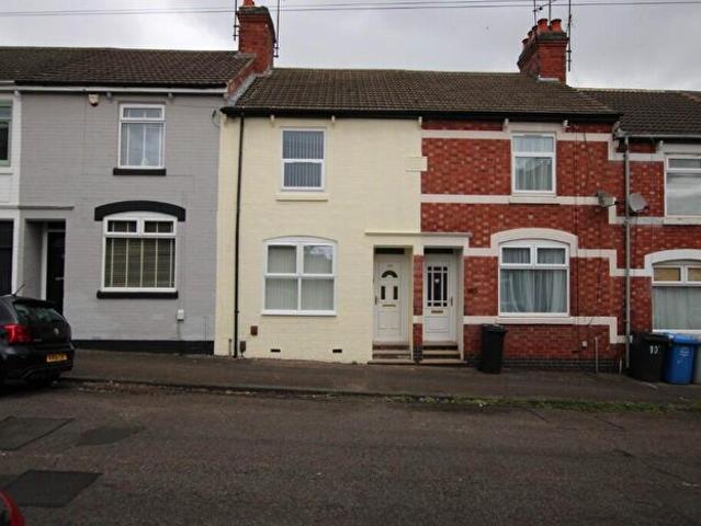 3 Bedroom Terraced House To Rent In Russell Street, Kettering, Northamptonshire, NN16