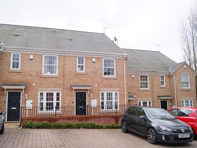 3 Bedroom Terraced House To Rent In Satchells Court, Dunchurch Road, CV22