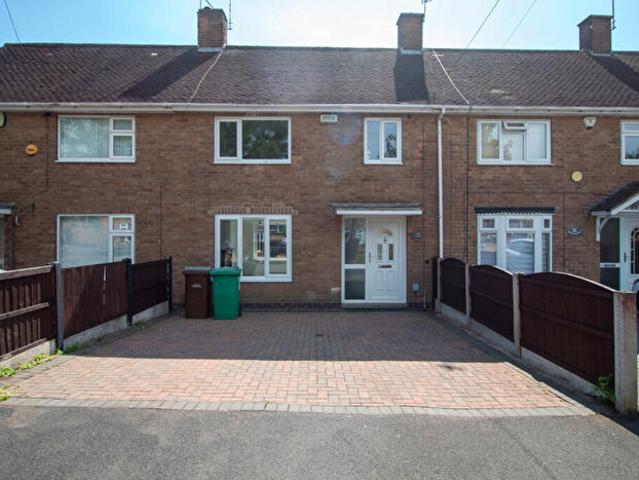 3 Bedroom Terraced House To Rent In Smithy Close, Clifton, NG11