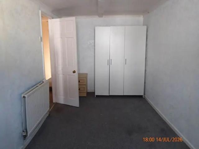 3 Bedroom Terraced House To Rent In Spillman St, Carmarthen, SA31
