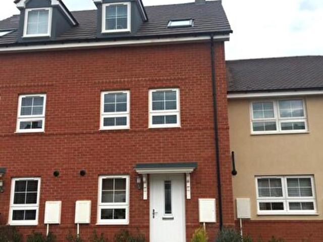 3 Bedroom Terraced House To Rent In Swithin Lane, MK18