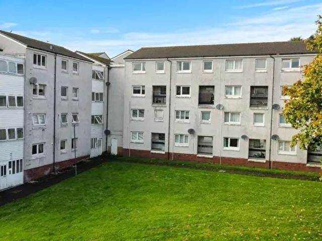 3 Bedroom Terraced House To Rent In Stormyland Way, Barrhead, G78