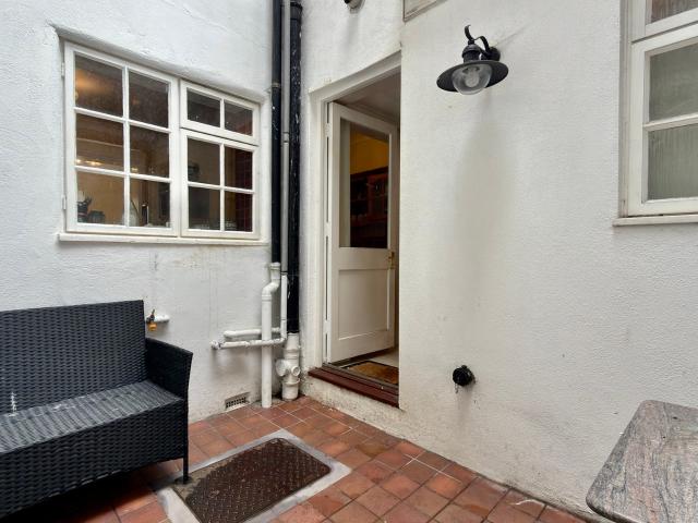 3 bedroom terraced house to rent on Junction Place, London