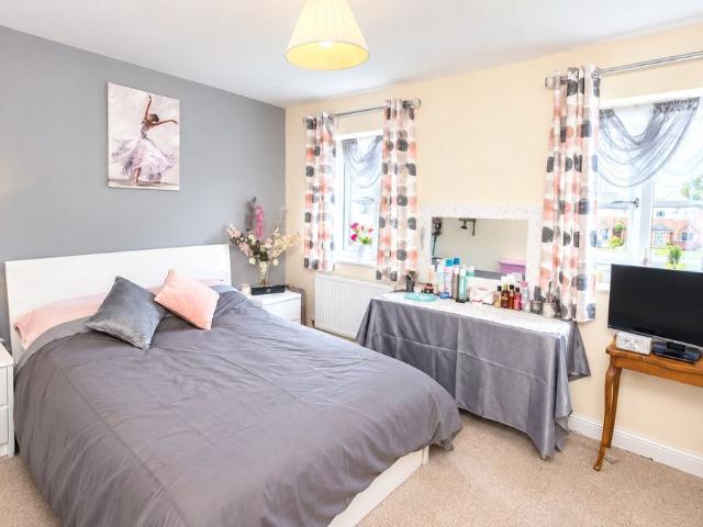 3 bedroom terraced to rent The Hollies, Chester, Cheshire, CH1