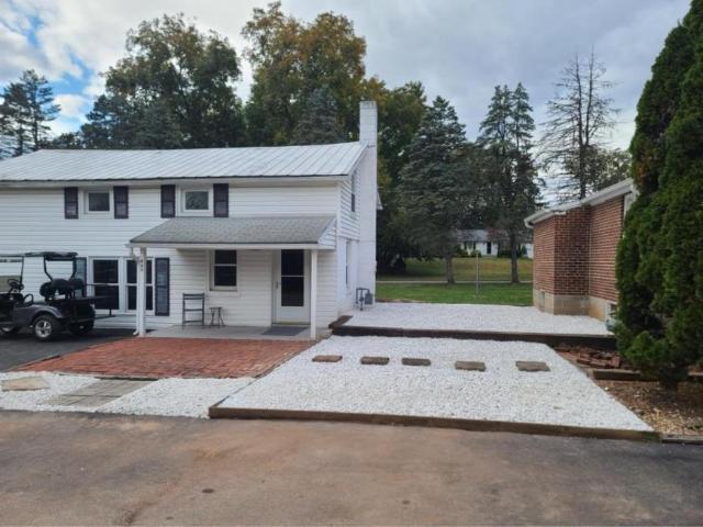 3 bedroom, Thomasville PA 17364 LS105842196