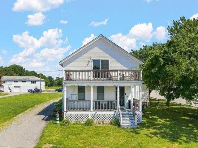 3 bedroom, Tiverton RI 02878 105515823