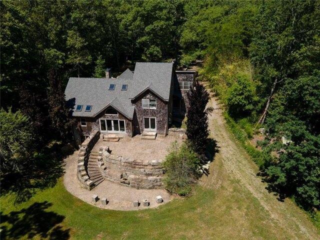 3 bedroom, Tiverton RI 02878 105552698