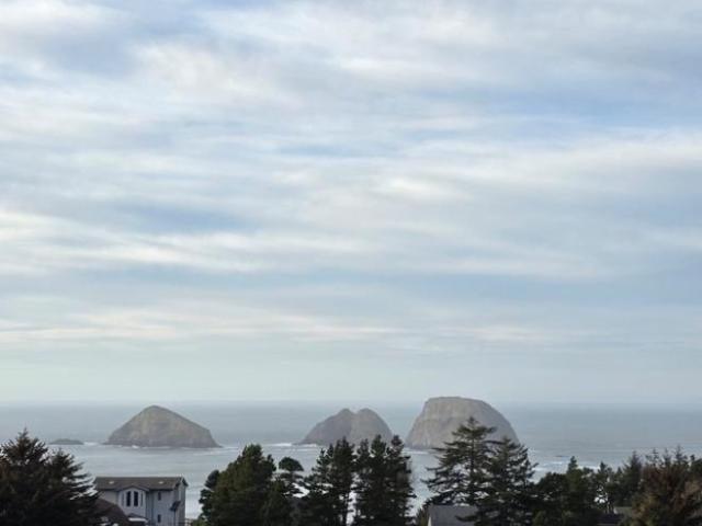 3 bedroom, Tillamook OR 97141 101438040