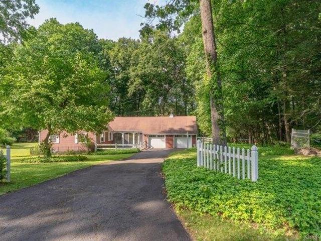 3 bedroom, Tillson NY 12486 105288382