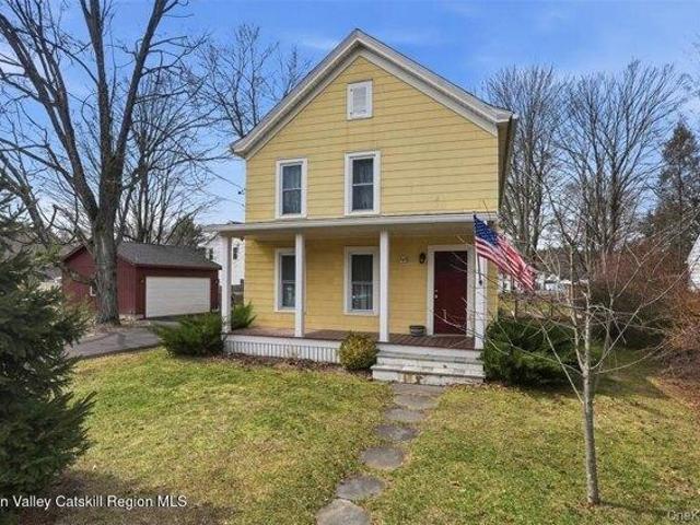 3 bedroom, Tillson NY 12486 105289753