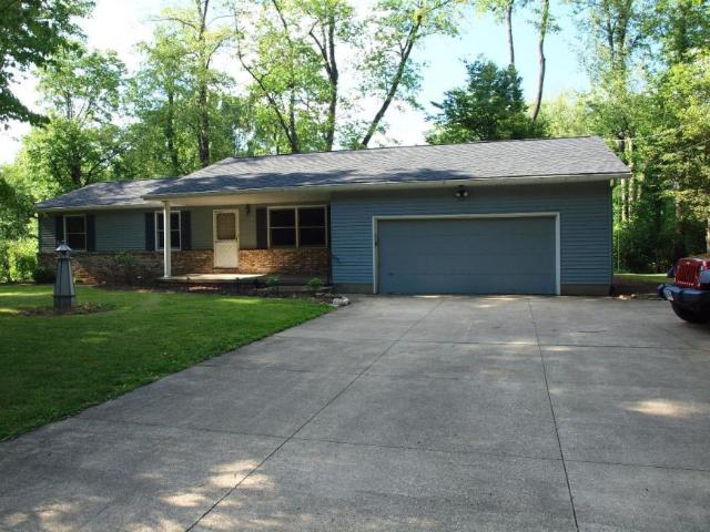 3 bedroom, Uniontown OH 44685 105792568