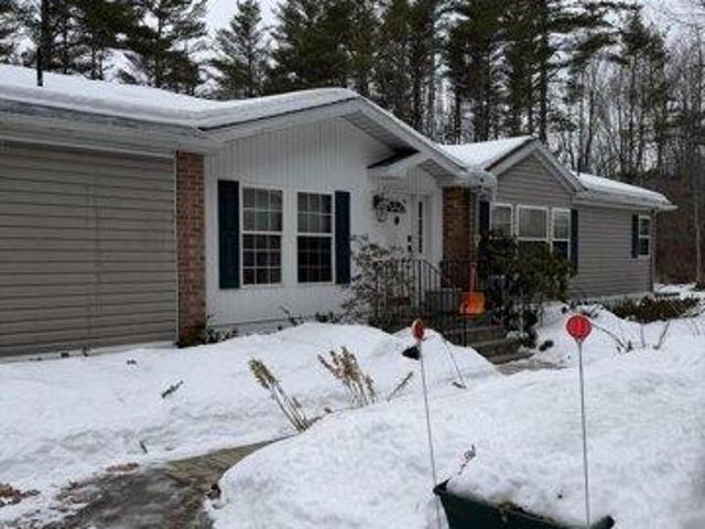 3 bedroom, Union ME 04862 104809960