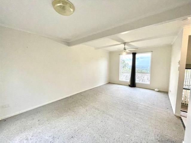 3 Bedroom Unit with Tranquil Coastal Views!