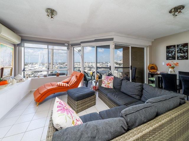 3 Bedroom Unit Absolute Marina Position