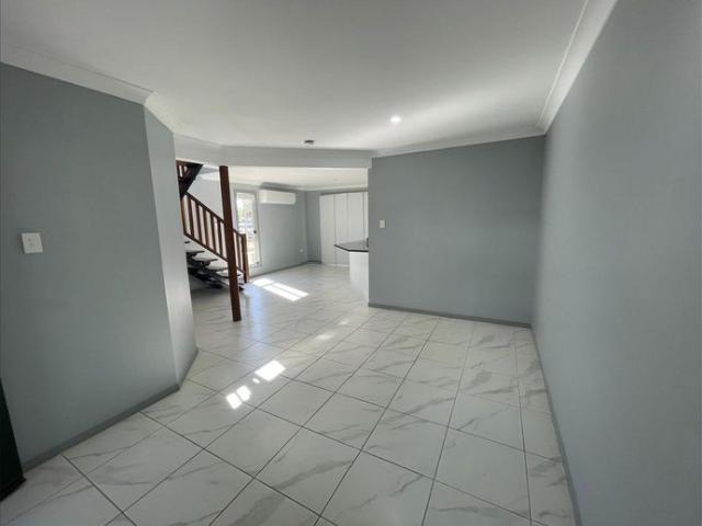 3 Bedroom Unit close to town