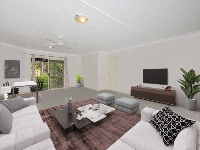 3 Bedroom Unit Close to Everything!