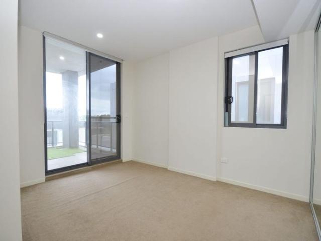 3 BEDROOM UNIT IN THE HEART OF WENTWORTHVILLE