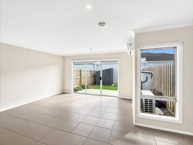 3 Bedroom Unit in Wallan