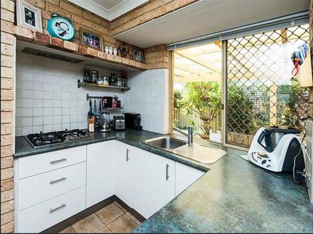 3 Bedroom unit in Prime Scarborough Location