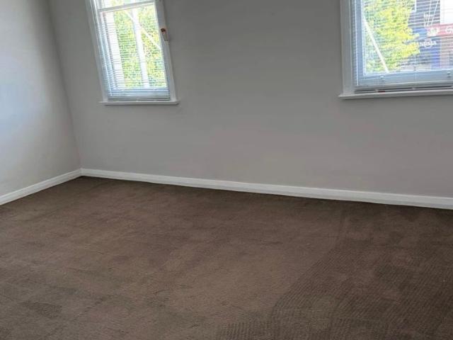 3 Bedroom Unit Located in Main Street