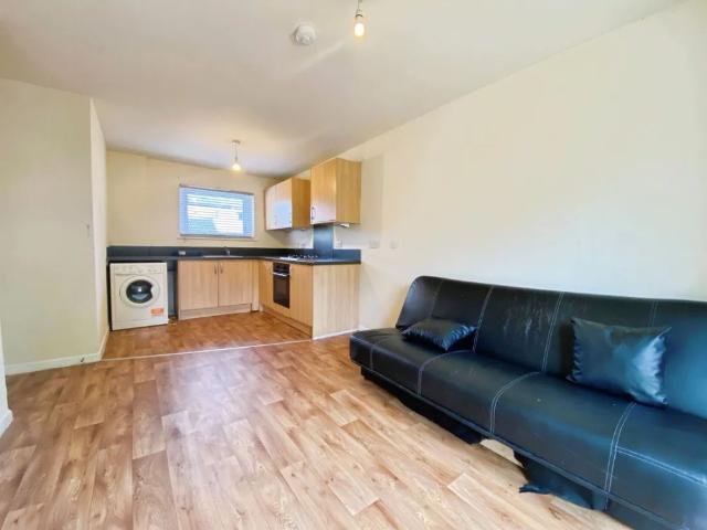 3 bedroom unspecified