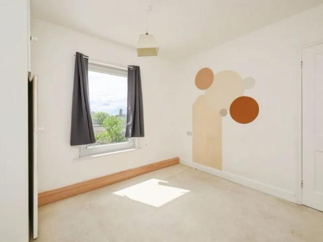 3 bedroom unspecified