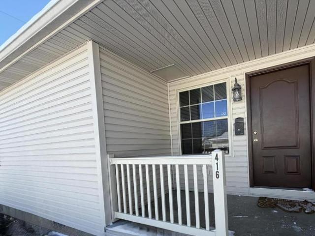 3 bedroom, Uhrichsville OH 44683 106214089