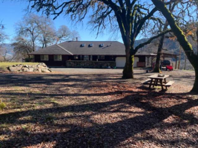 3 bedroom, Ukiah CA 95482 LS105777017