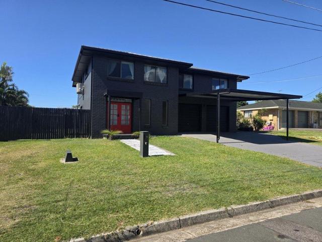 3 Bedroom upstairs living